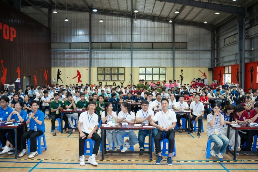 Đội tuyển Trường Đại học Dầu khí Việt Nam đoạt giải hạng Ba toàn đoàn tại Kỳ thi Olympic Vật lý Sinh viên toàn quốc năm 2025 Đội tuyển PVU đạt giải Ba toàn đoàn tại Kỳ thi Olympic Vật lý sinh viên toàn quốc năm 2025