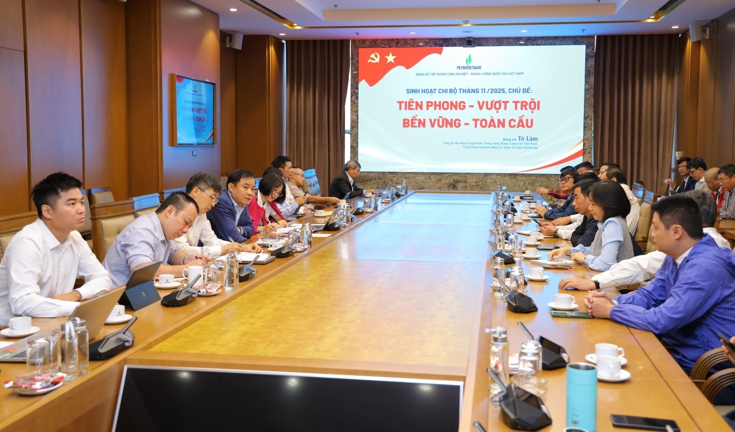 Quán triệt tinh thần “Về đích sớm”, củng cố nền tảng chiến lược cho giai đoạn phát triển mới