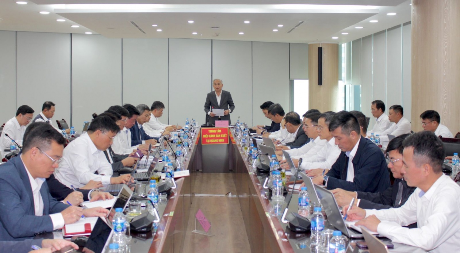 TKV hoàn thành vượt mức các chỉ tiêu trong tháng 11/2025 TKV hoàn thành vượt mức các chỉ tiêu trong tháng 11/2025