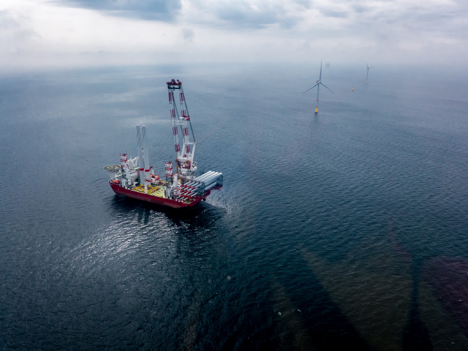 Cơ chế đột phá thúc đẩy điện gió ngoài khơi Thúc đẩy điện gió ngoài khơi: Từ cơ chế đột phá đến tiêu chí lựa chọn nhà đầu tư