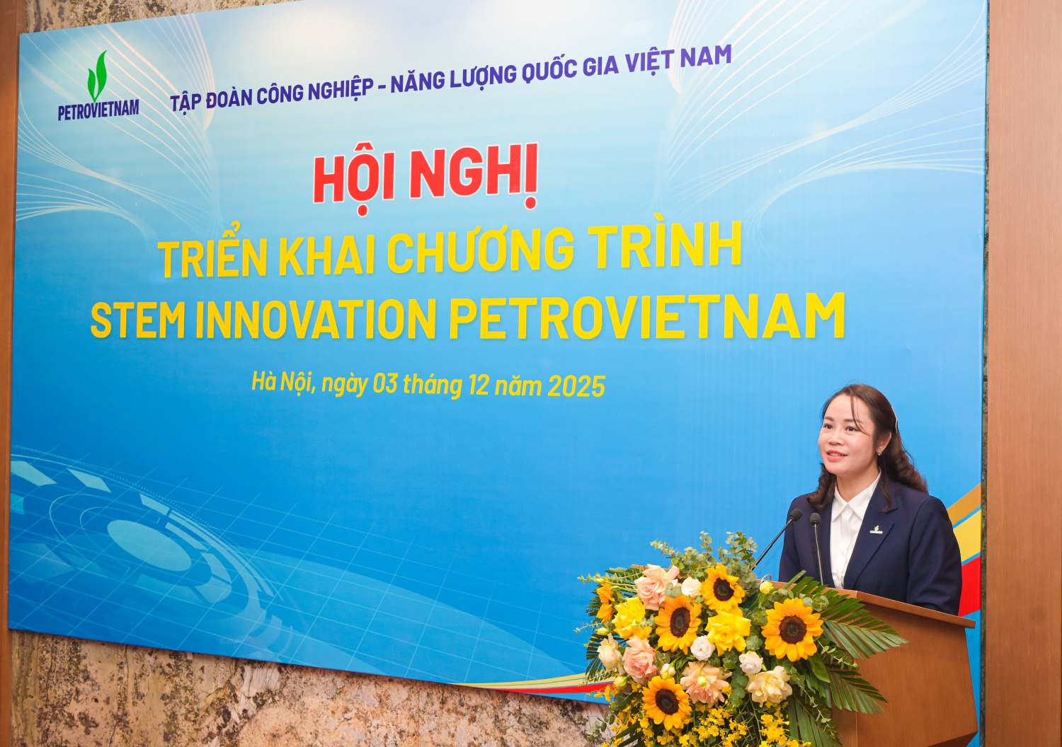 [CHÙM ẢNH] Petrovietnam kiến tạo hệ sinh thái STEM, xây dựng 100 phòng học đạt chuẩn quốc tế
