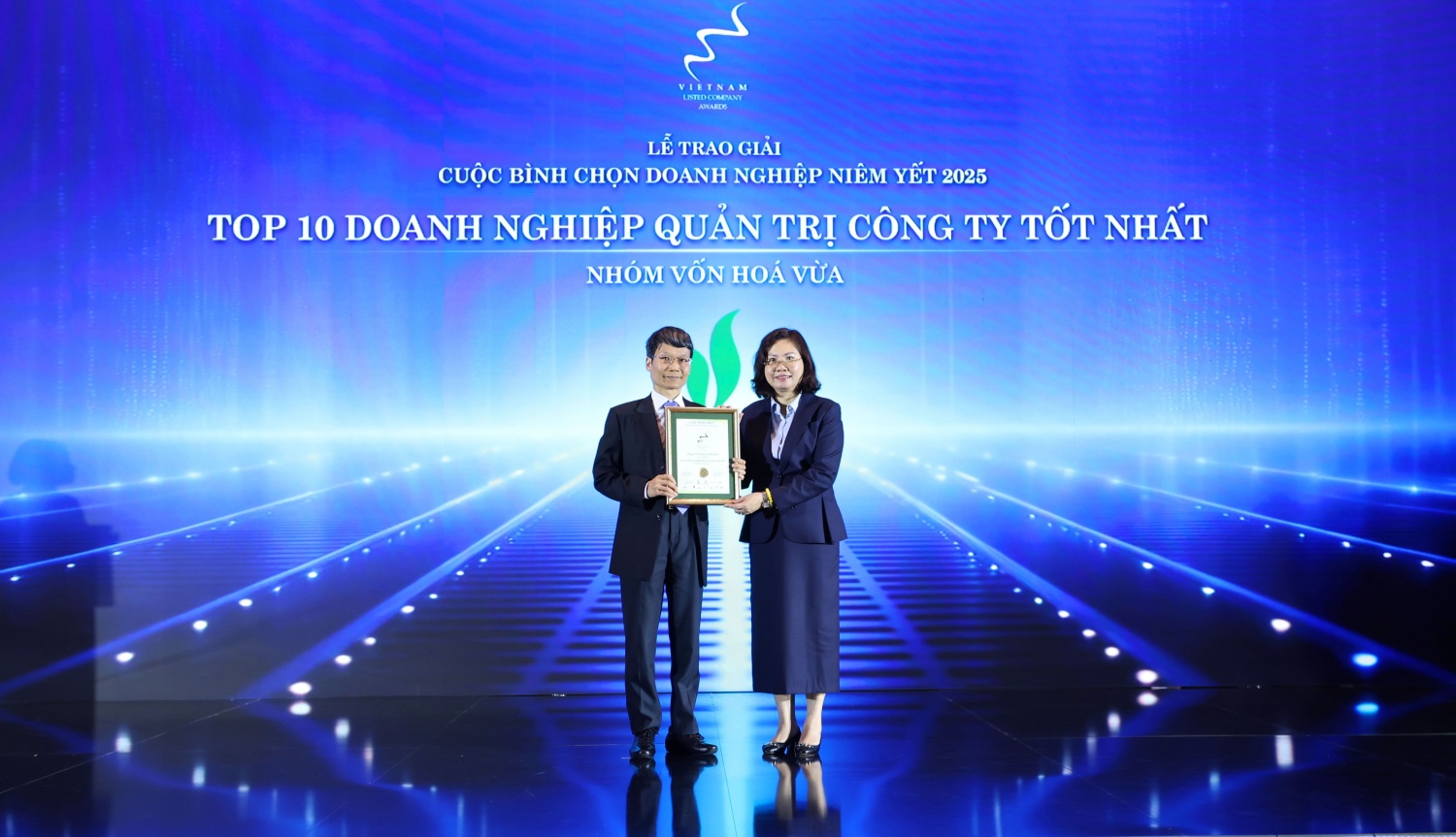 PVTrans khẳng định uy tín từ chuẩn mực minh bạch PVTrans khẳng định uy tín từ chuẩn mực minh bạch