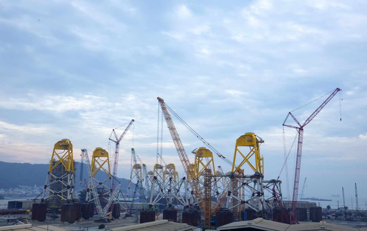 Dấu ấn nội lực của Petrovietnam trên những công trình siêu trường, siêu trọng Dấu ấn nội lực của Petrovietnam trên những công trình siêu trường, siêu trọng