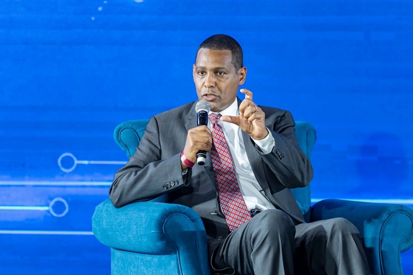 Nhà khoa học VinFuture giới thiệu công nghệ đột phá giúp “sao y bản chính” các hạt giống chất lượng Nhà khoa học VinFuture giới thiệu công nghệ đột phá giúp “sao y bản chính” các hạt giống chất lượng