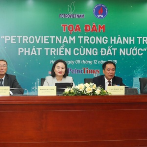 Tọa đàm: Petrovietnam trong hành trình phát triển cùng đất nước