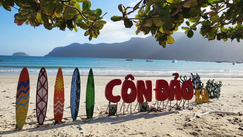 Hội sách Huyền thoại Côn Đảo rực rỡ hoạt động: Chào mừng Đại hội Đảng bộ TP.HCM, lan tỏa văn hóa đọc Hội sách