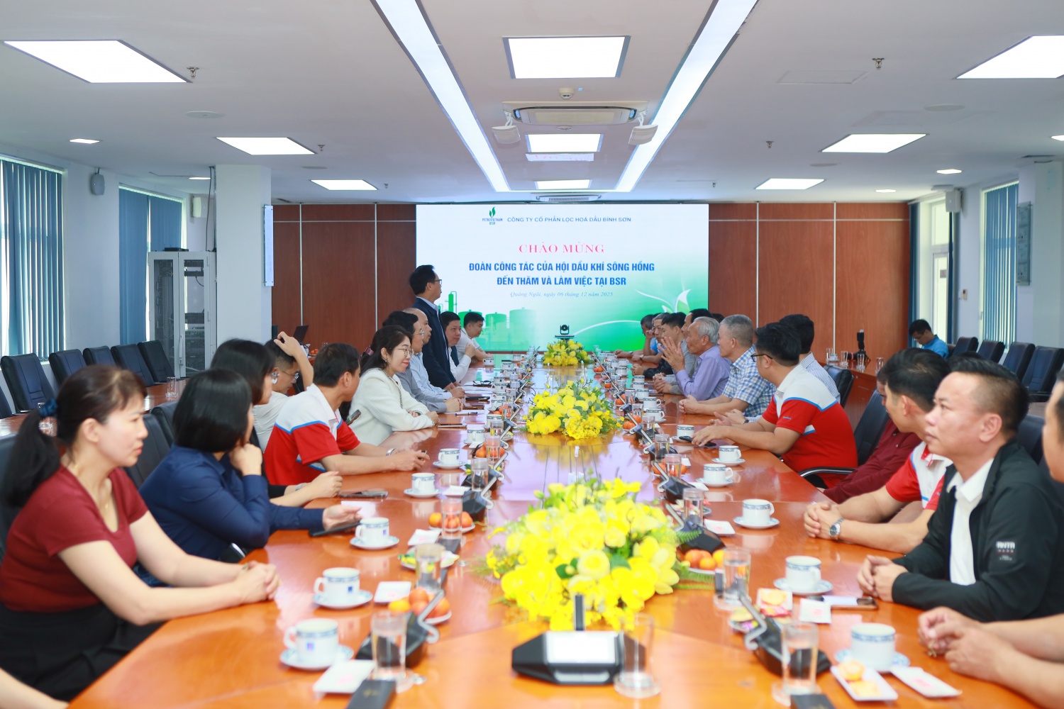 Hành trình của bản lĩnh và trí tuệ Việt Nam Hành trình của bản lĩnh và trí tuệ Việt Nam