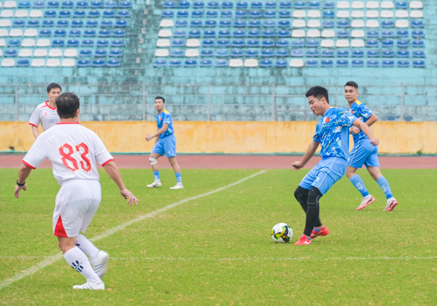 Giao hữu bóng đá Petrovietnam – Quốc hội: Rèn luyện thể thao, lan tỏa tinh thần đoàn kết