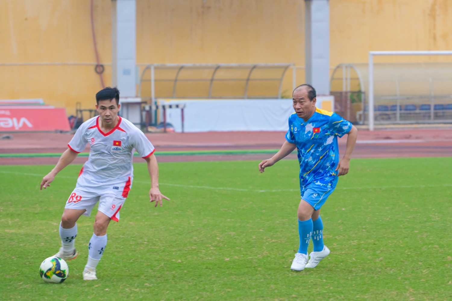 Giao hữu bóng đá Petrovietnam – Quốc hội: Rèn luyện thể thao, lan tỏa tinh thần đoàn kết