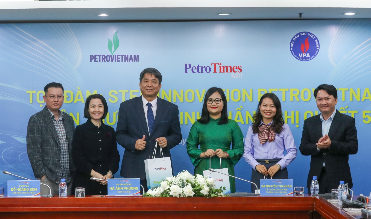 Tọa đàm: STEM Innovation Petrovietnam - Hiện thực hóa tinh thần Nghị quyết 57 Tọa đàm: STEM Innovation Petrovietnam - Hiện thực hóa tinh thần Nghị quyết 57