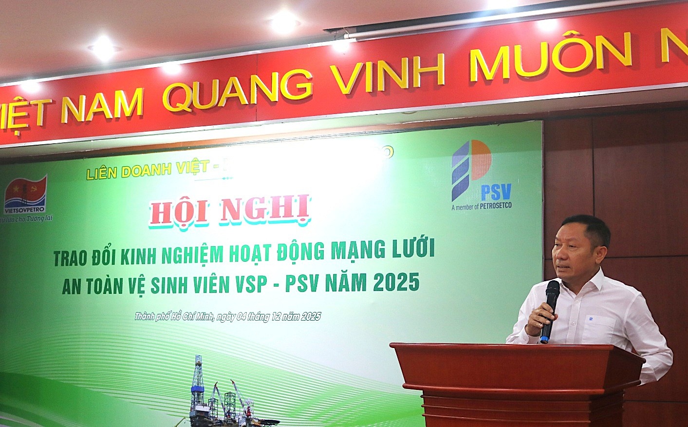 Vietsovpetro – Petrosetco Vũng Tàu trao đổi kinh nghiệm mạng lưới ATVSV Vietsovpetro và PETROSETCO Vũng Tàu trao đổi kinh nghiệm mạng lưới ATVSV