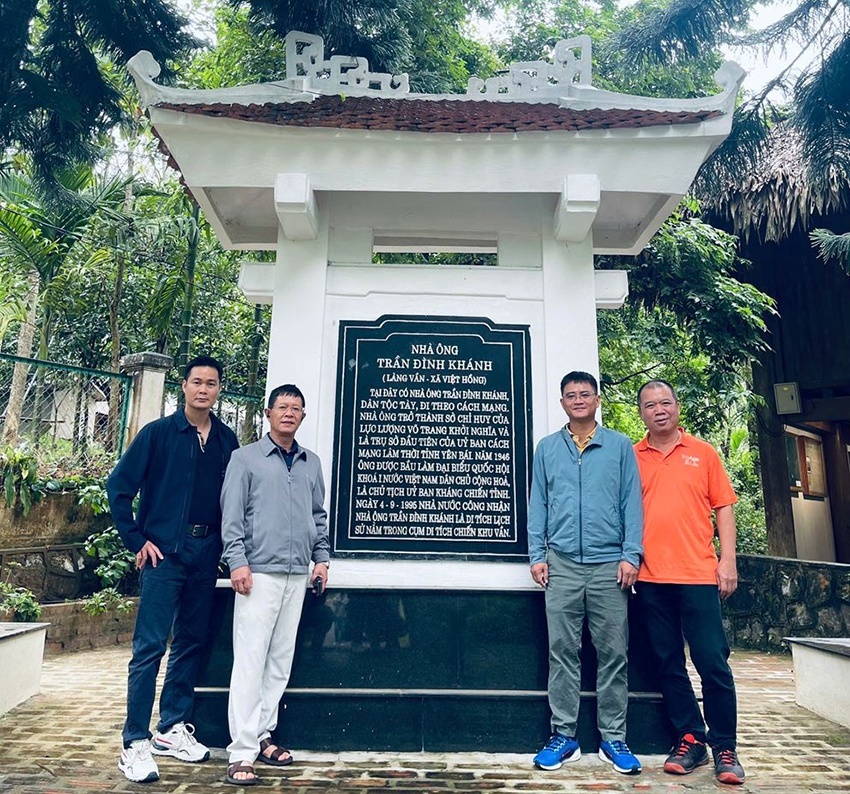 Liên chi bộ Tổ chức Hành chính, Tài chính Kế toán và Kinh doanh tổ chức về nguồn tại Di tích lịch sử Cách mạng Chiến khu Vần – Yên Bái PVPS: Liên Chi bộ Tổ chức Hành chính, Tài chính Kế toán và Kinh doanh tổ chức chương trình