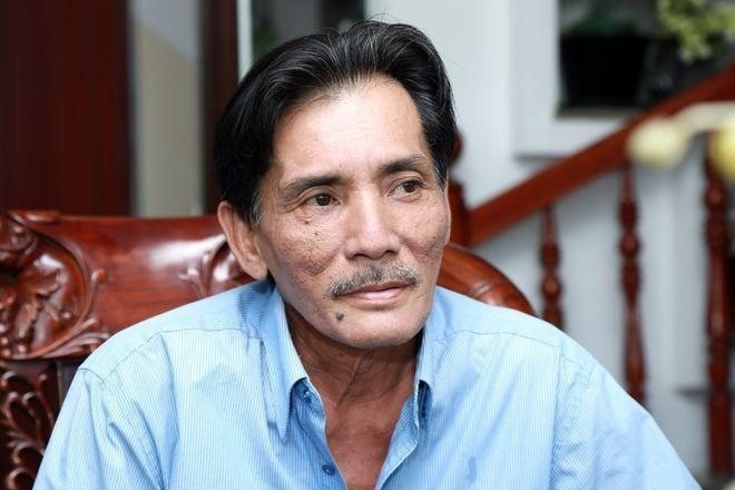 Nhìn lại cuộc đời và sự nghiệp đầy thăng trầm của cố nghệ sĩ Thương Tín Nhìn lại cuộc đời và sự nghiệp đầy thăng trầm của cố nghệ sĩ Thương Tín