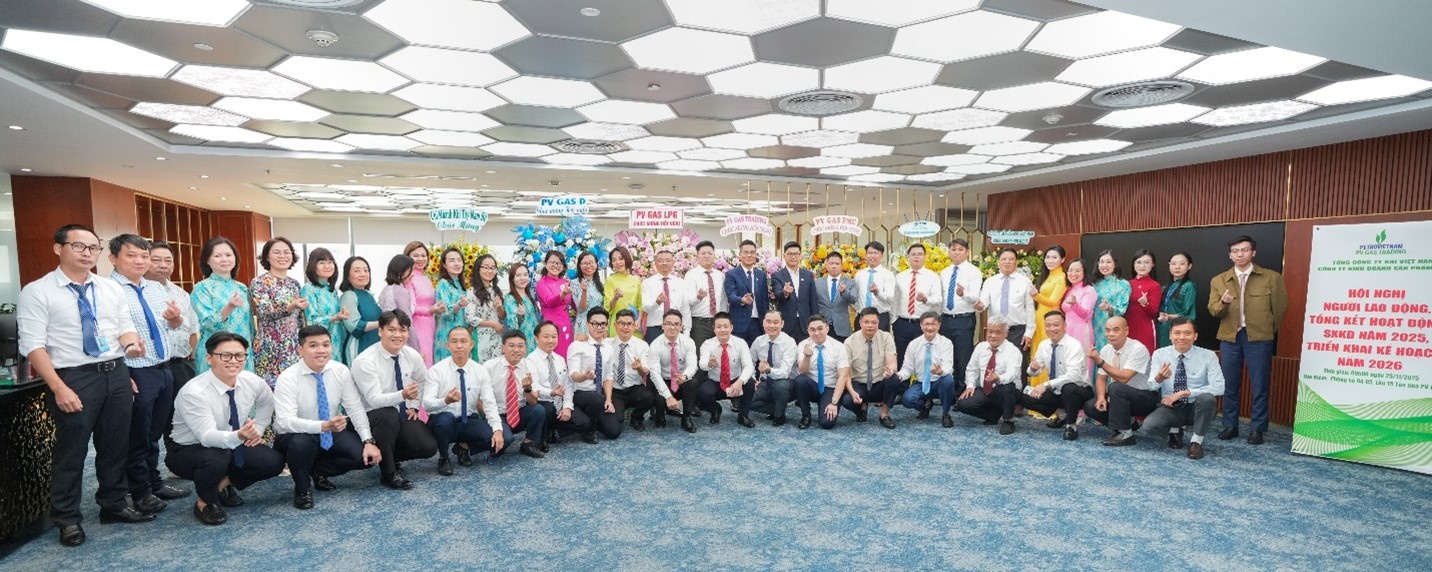 Tập thể PV GAS TRADING quyết tâm chinh phục mục tiêu mới trong năm 2026 Tập thể PV GAS TRADING quyết tâm chinh phục mục tiêu mới trong năm 2026