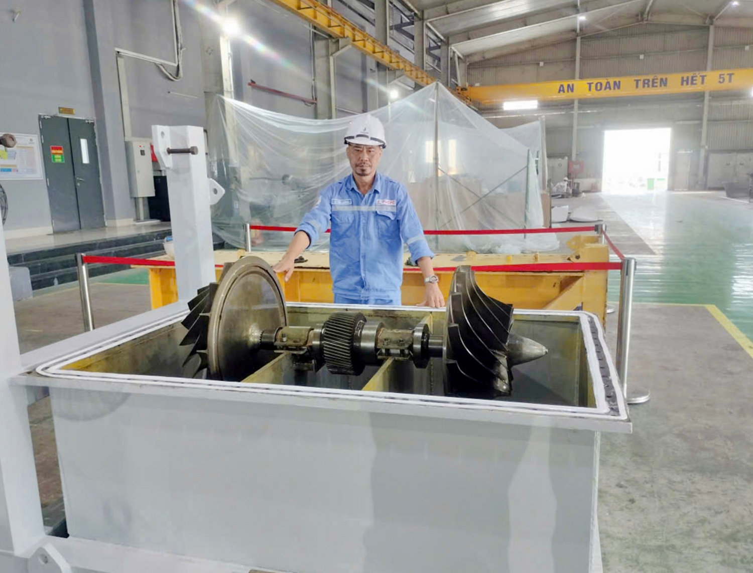 Người cựu binh bền bỉ với những sáng kiến ở Nhà máy Đạm Cà Mau Người cựu binh bền bỉ với những sáng kiến ở Nhà máy Đạm Cà Mau