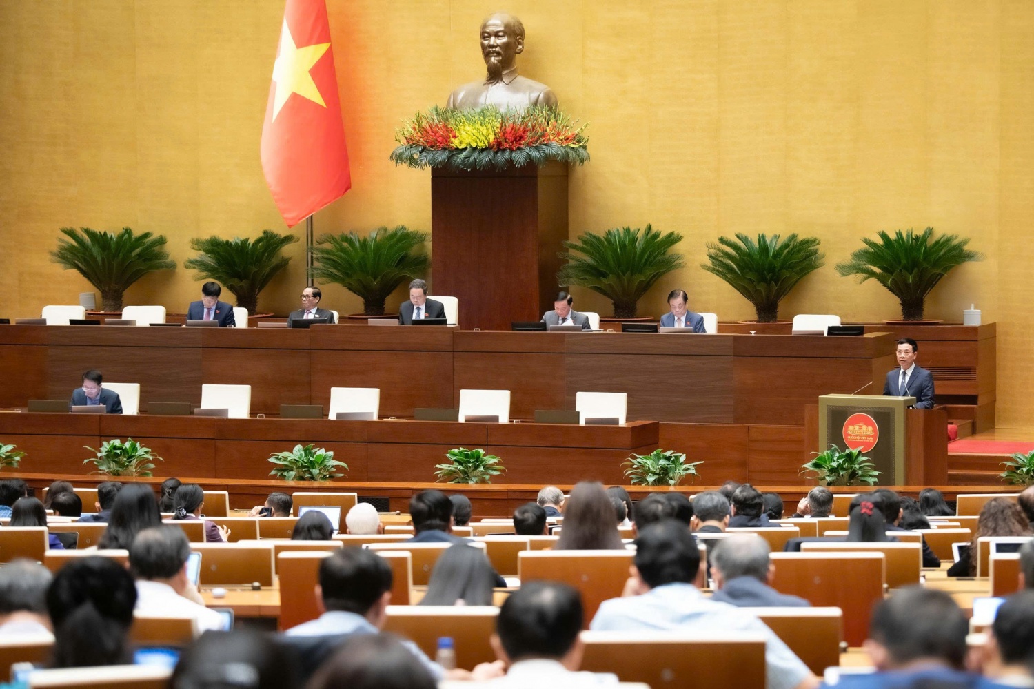 Mở rộng không gian cho đổi mới sáng tạo và phát triển bền vững Mở rộng không gian cho đổi mới sáng tạo và phát triển bền vững