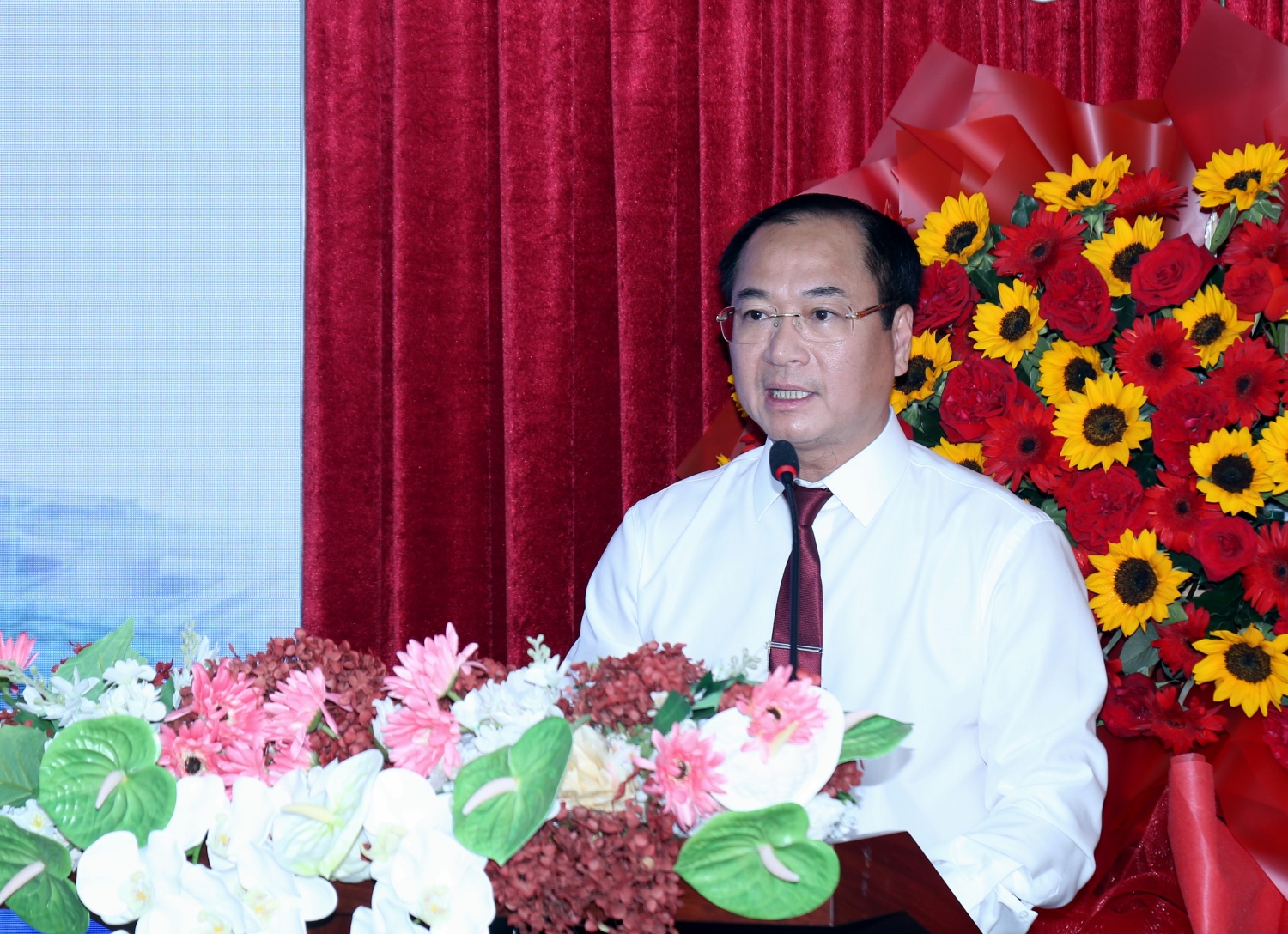 PVPMB hướng đến “Chuyên nghiệp - Hiện đại - Hiệu quả - Nghĩa tình” PVPMB hướng đến “Chuyên nghiệp - Hiện đại - Hiệu quả - Nghĩa tình”