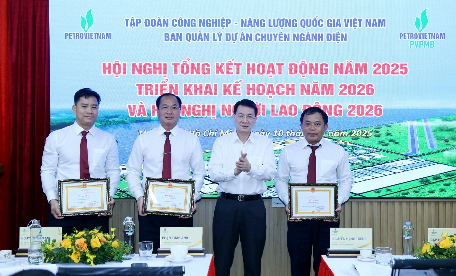 PVPMB hướng đến “Chuyên nghiệp – Hiện đại – Hiệu quả – Nghĩa tình” PVPMB hướng đến “Chuyên nghiệp - Hiện đại - Hiệu quả - Nghĩa tình”