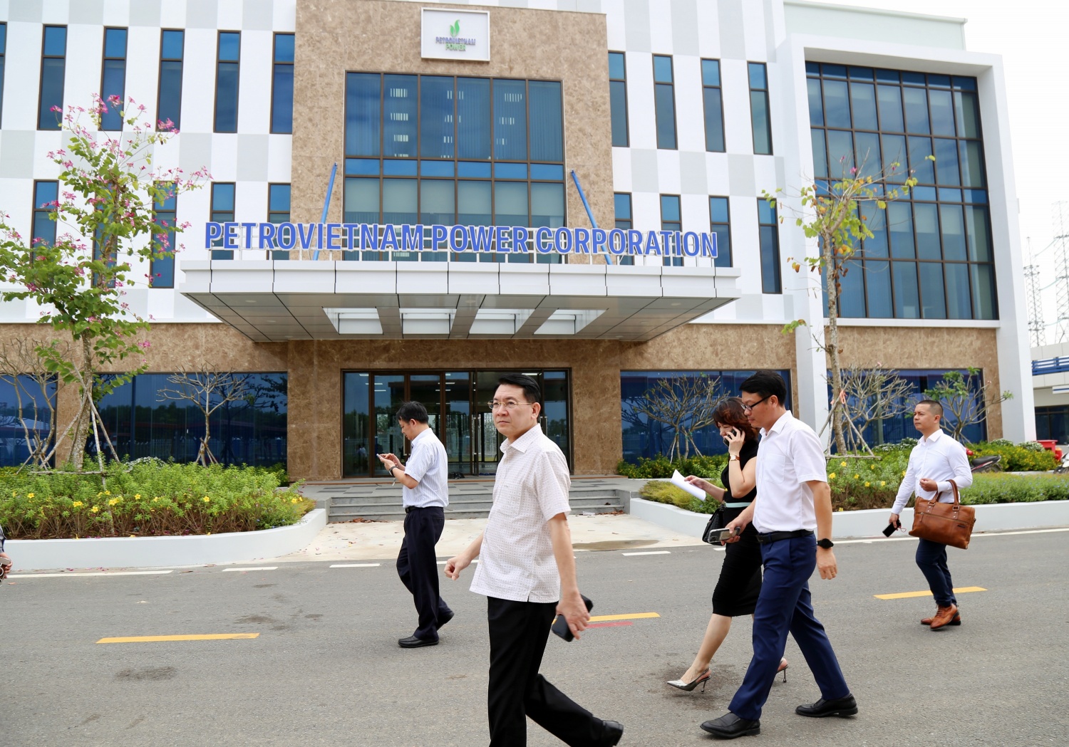 Lãnh đạo Petrovietnam kiểm tra công tác chuẩn bị khánh thành Dự án Nhà máy Điện Nhơn Trạch 3 và 4 Lãnh đạo Petrovietnam kiểm tra công tác chuẩn bị khánh thành Dự án NMĐ Nhơn Trạch 3 và 4