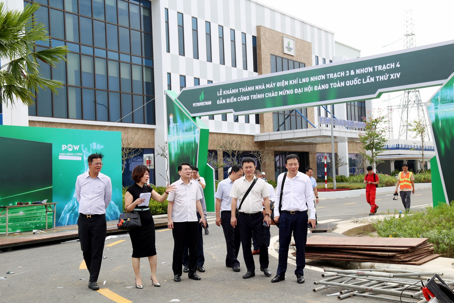 Lãnh đạo Petrovietnam kiểm tra công tác chuẩn bị khánh thành Dự án Nhà máy Điện Nhơn Trạch 3 và 4 Lãnh đạo Petrovietnam kiểm tra công tác chuẩn bị khánh thành Dự án NMĐ Nhơn Trạch 3 và 4