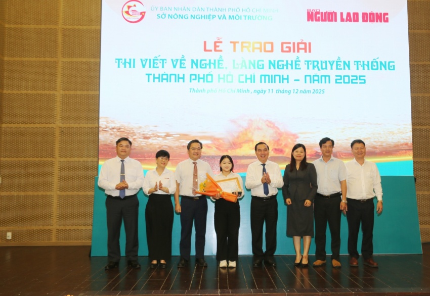 Giữ lửa làng nghề giữa lòng phố thị: TP.HCM tổng kết cuộc thi viết về Di Sản Văn hóa Việt TP HCM tổng kết cuộc thi viết về nghề và làng nghề truyền thống