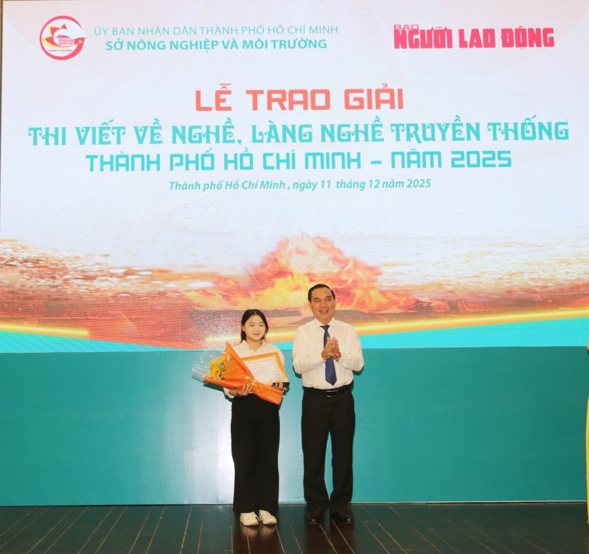 Giữ lửa làng nghề giữa lòng phố thị: TP.HCM tổng kết cuộc thi viết về Di Sản Văn hóa Việt TP HCM tổng kết cuộc thi viết về nghề và làng nghề truyền thống