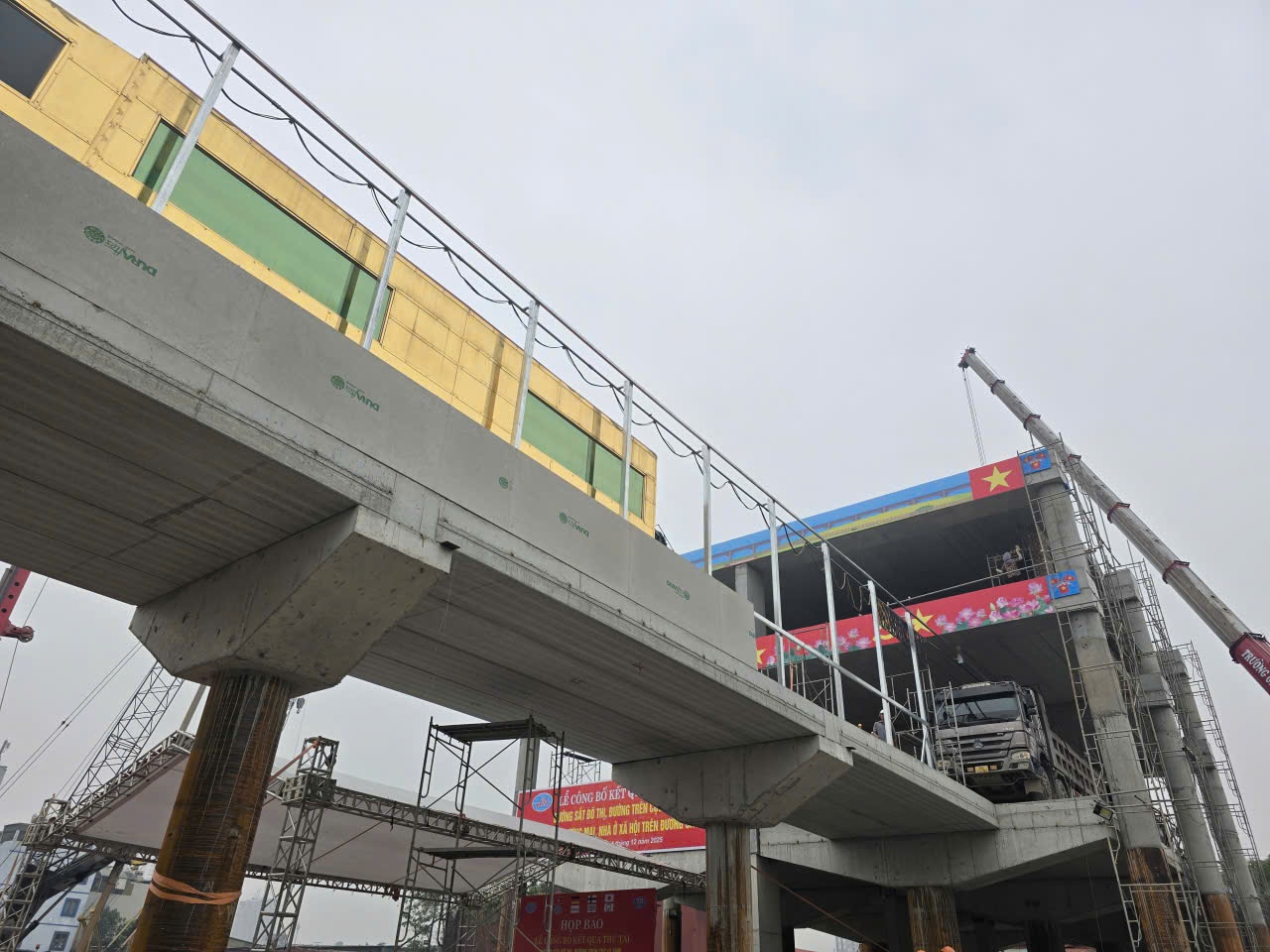 Thấy gì từ ý tưởng làm đường sắt đô thị trong nhà ở xã hội của đại gia Đường “bia”? Thấy gì từ ý tưởng làm đường sắt đô thị trong nhà ở xã hội của đại gia Đường “bia”?