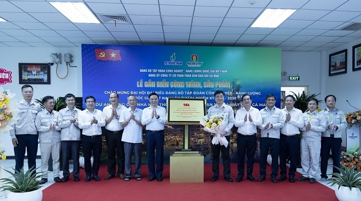 Từ cú bứt phá ngoài thiết kế đến hành trình xây dựng Nhà máy thông minh