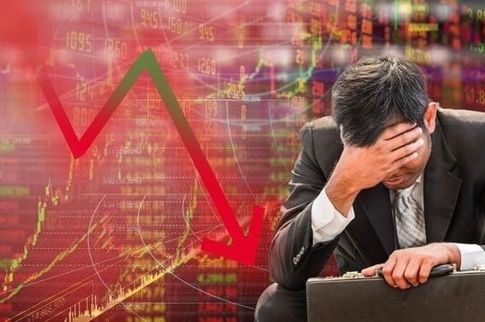 Thị trường chứng khoán ngày 12/12: VN Index “rơi tự do”, tâm lý hoảng loạn