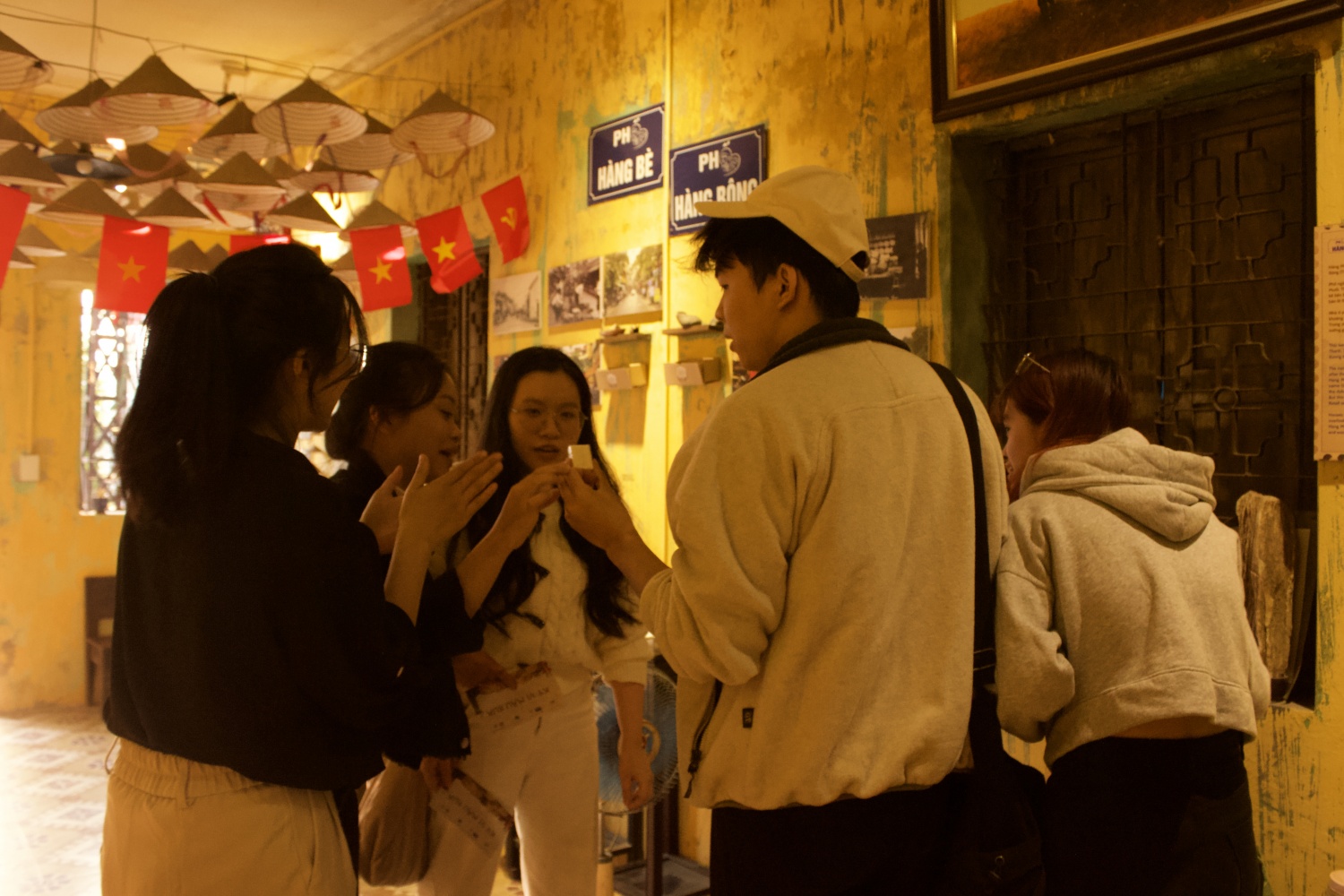 Trải nghiệm không gian và món ăn thời bao cấp Trải nghiệm không gian và món ăn thời bao cấp