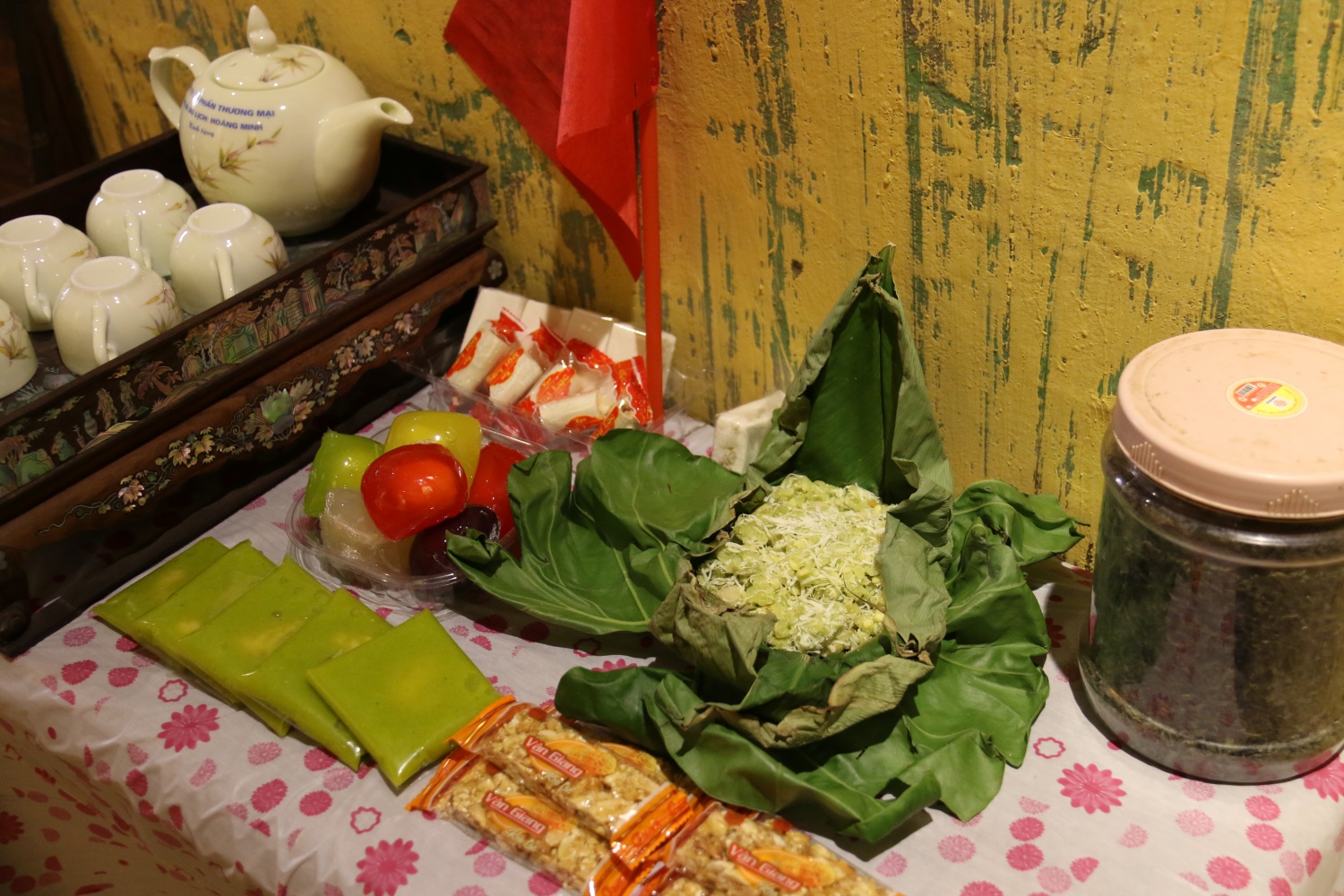 “Ký vị Mậu xưa” - Hành trình trải nghiệm đa giác quan đưa người xem trở lại ký ức thời bao cấp “Ký vị Mậu xưa” - Hành trình trải nghiệm đa giác quan đưa người xem trở lại ký ức thời bao cấp