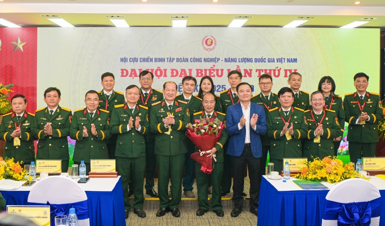 [Chùm ảnh] Hội CCB Petrovietnam phát huy phẩm chất “Bộ đội Cụ Hồ”, xây dựng tổ chức vững mạnh