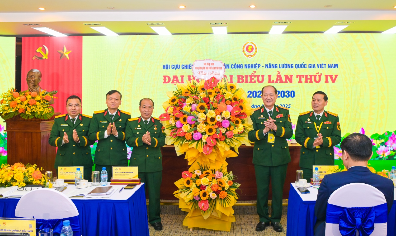 [Chùm ảnh] Đại hội đại biểu Hội Cựu chiến binh Petrovietnam lần thứ IV, nhiệm kỳ 2025-2030 diễn ra thành công tốt đẹp