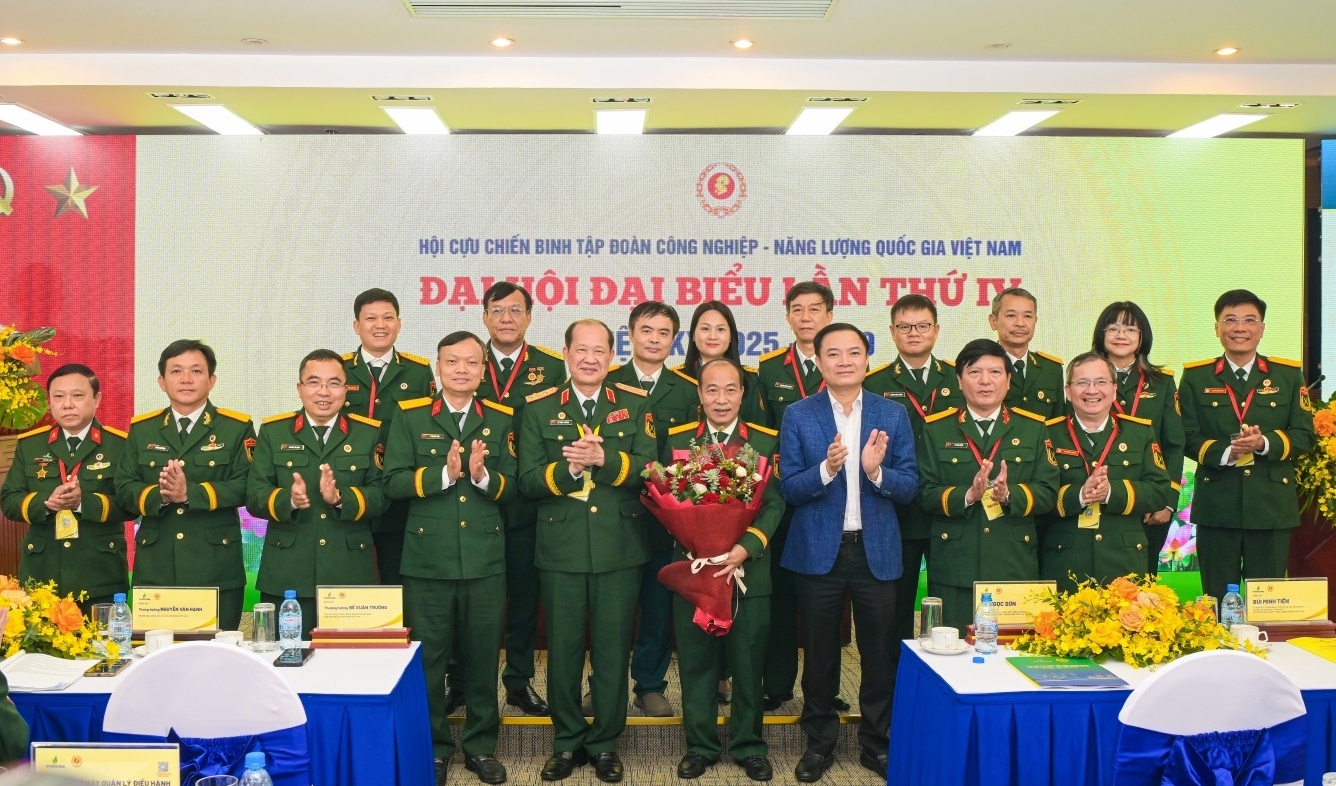 Xây dựng Hội CCB Petrovietnam vững mạnh toàn diện, đồng hành thực hiện thành công chiến lược phát triển Tập đoàn