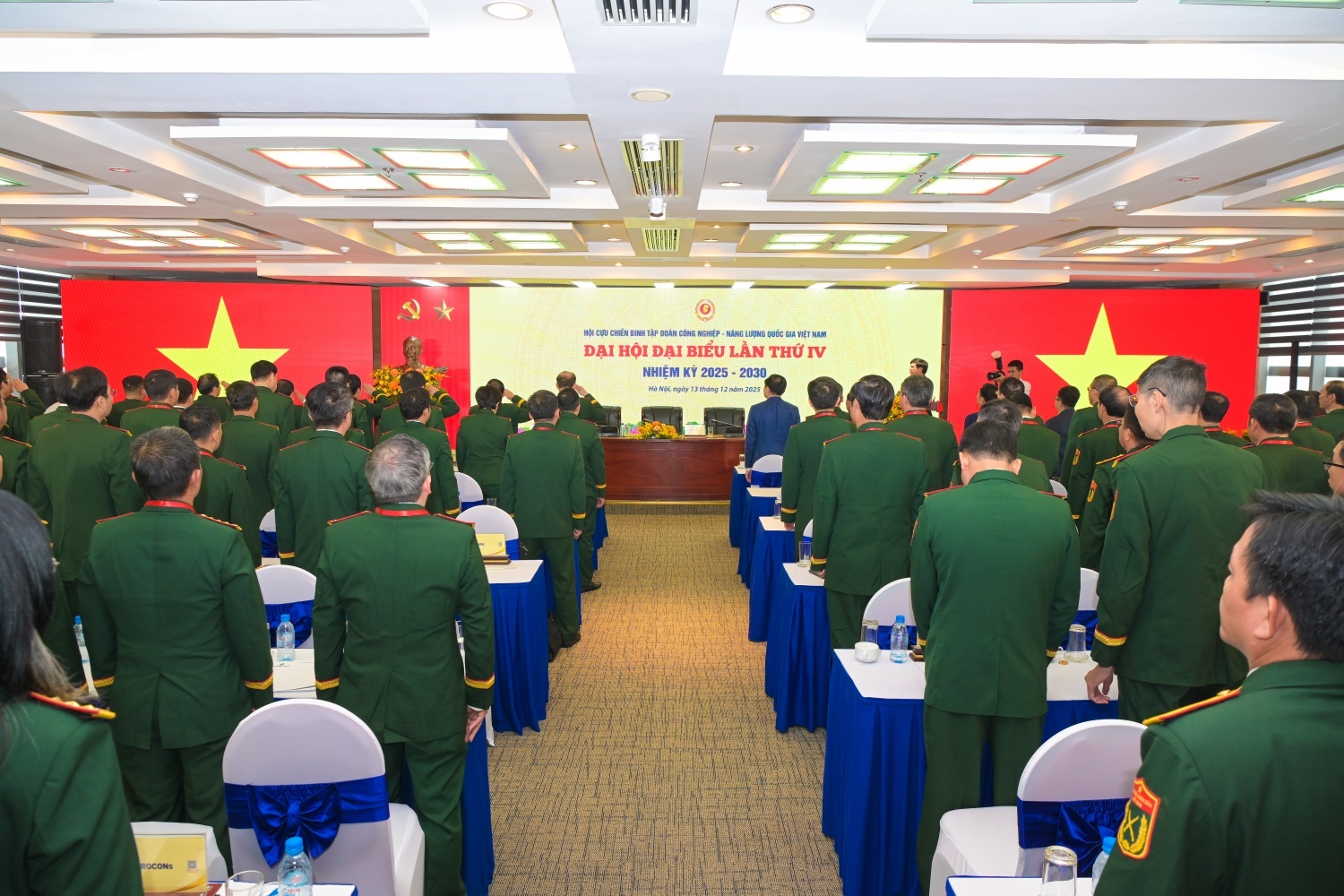 [Chùm ảnh] Hội CCB Petrovietnam phát huy phẩm chất “Bộ đội Cụ Hồ”, xây dựng tổ chức vững mạnh