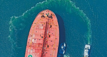 "Cơn khát" tàu chở dầu đảo lộn logic vận tải toàn cầu