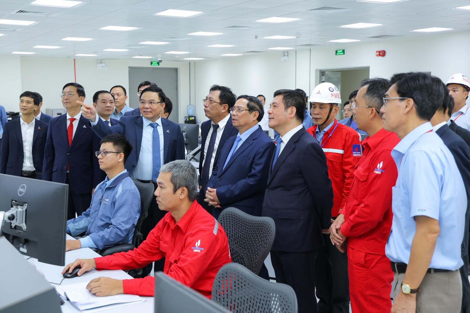 [Chùm ảnh] Thủ tướng Phạm Minh Chính dự lễ khánh thành Nhà máy điện khí LNG Nhơn Trạch 3 và Nhơn Trạch 4