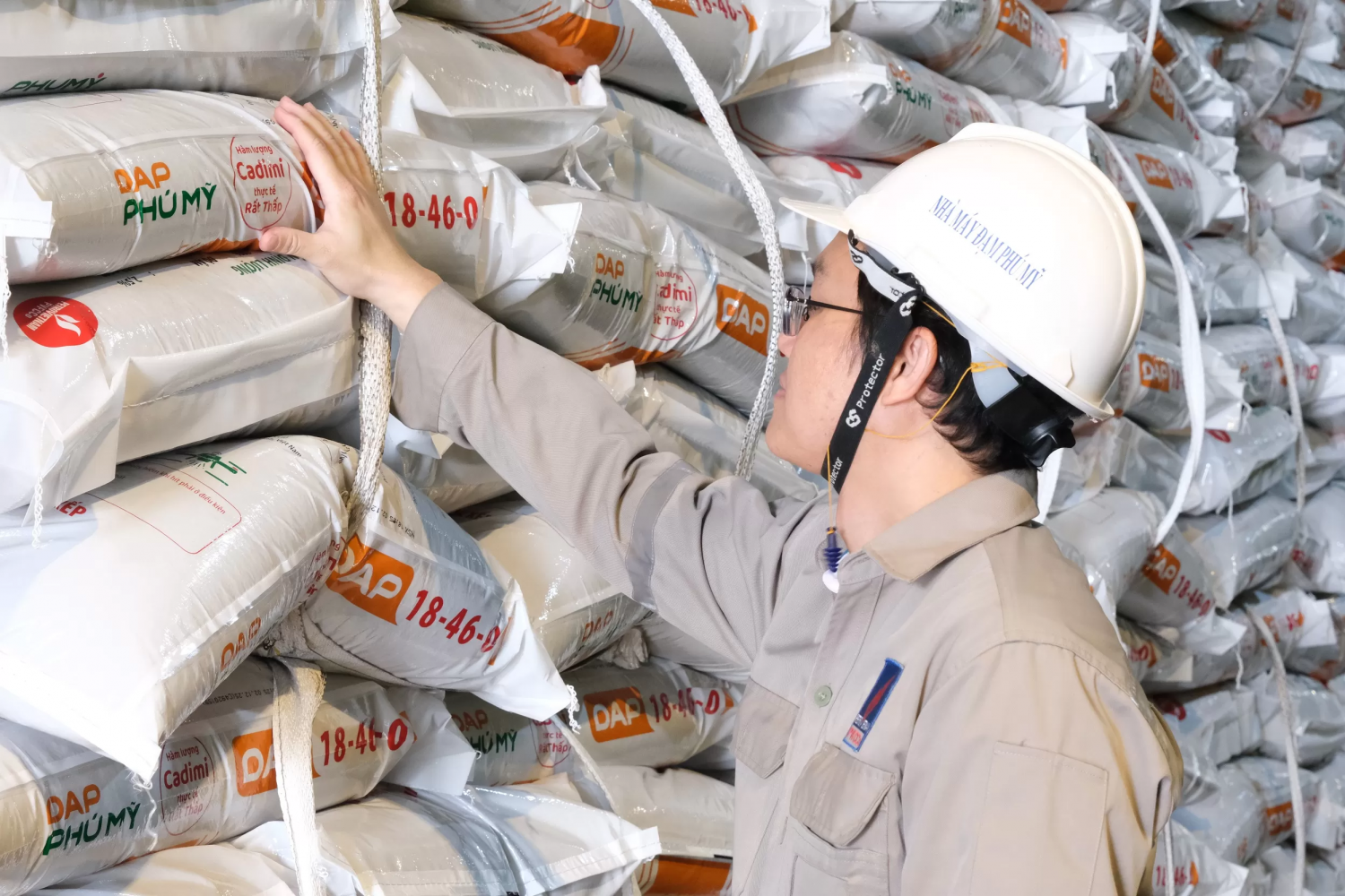 PVFCCo officially launches high-quality DAP Phú Mỹ, securing supply for Vietnamese agriculture