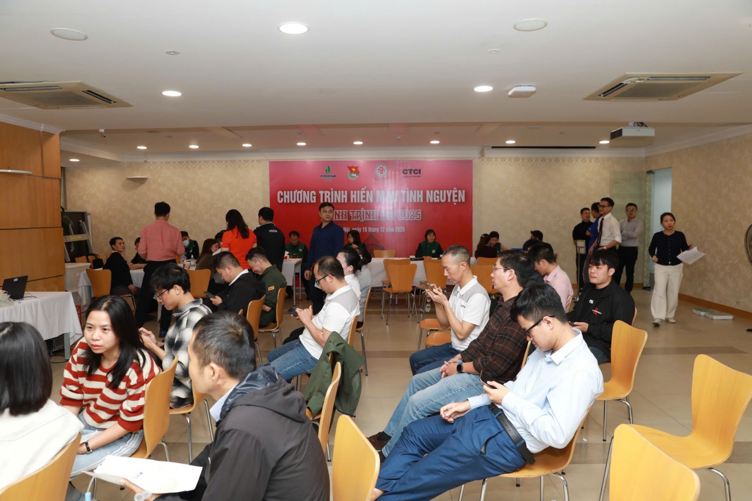 Tuổi trẻ PVEP lan tỏa yêu thương qua Hành trình đỏ 2025 Tuổi trẻ PVEP lan tỏa yêu thương qua Hành trình đỏ 2025