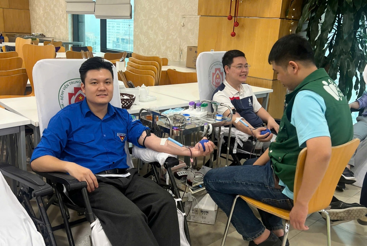 Tuổi trẻ PVEP lan tỏa yêu thương qua Hành trình đỏ 2025