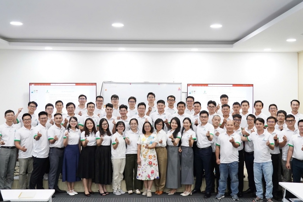 Ghi chép từ hành trình Petrovietnam “chuẩn bị thế hệ trẻ cho tương lai”