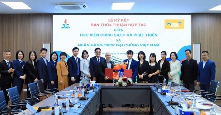 PVcomBank và Học viện Chính sách và Phát triển ký thỏa thuận hợp tác toàn diện, hỗ trợ phát triển nguồn nhân lực chất lượng cao