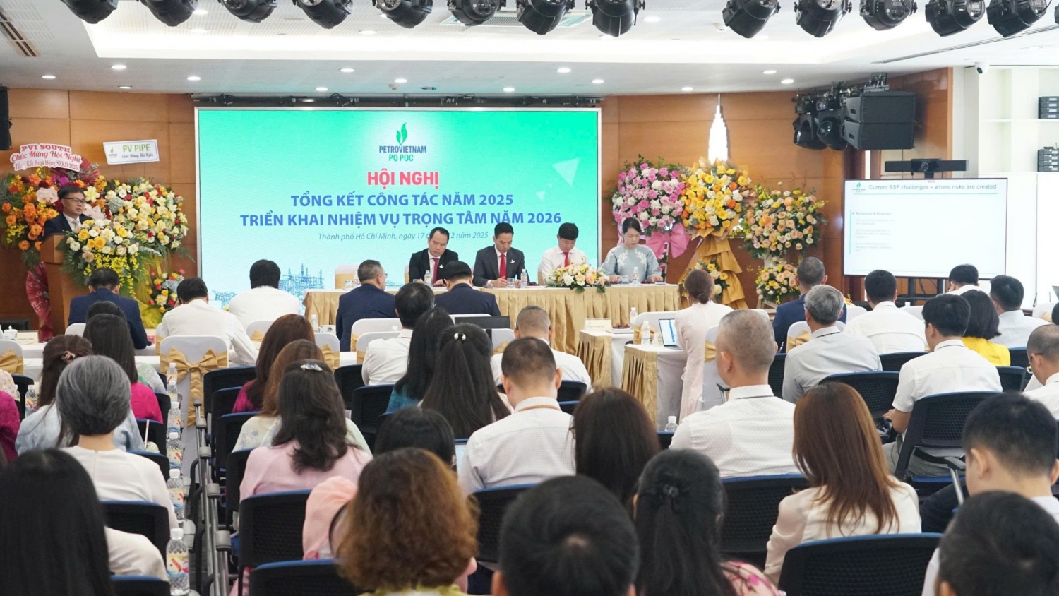 PQPOC phấn đấu trở thành đơn vị điển hình trong triển khai các dự án trọng điểm của Petrovietnam PQPOC phấn đấu trở thành đơn vị điển hình trong triển khai các dự án trọng điểm của Petrovietnam