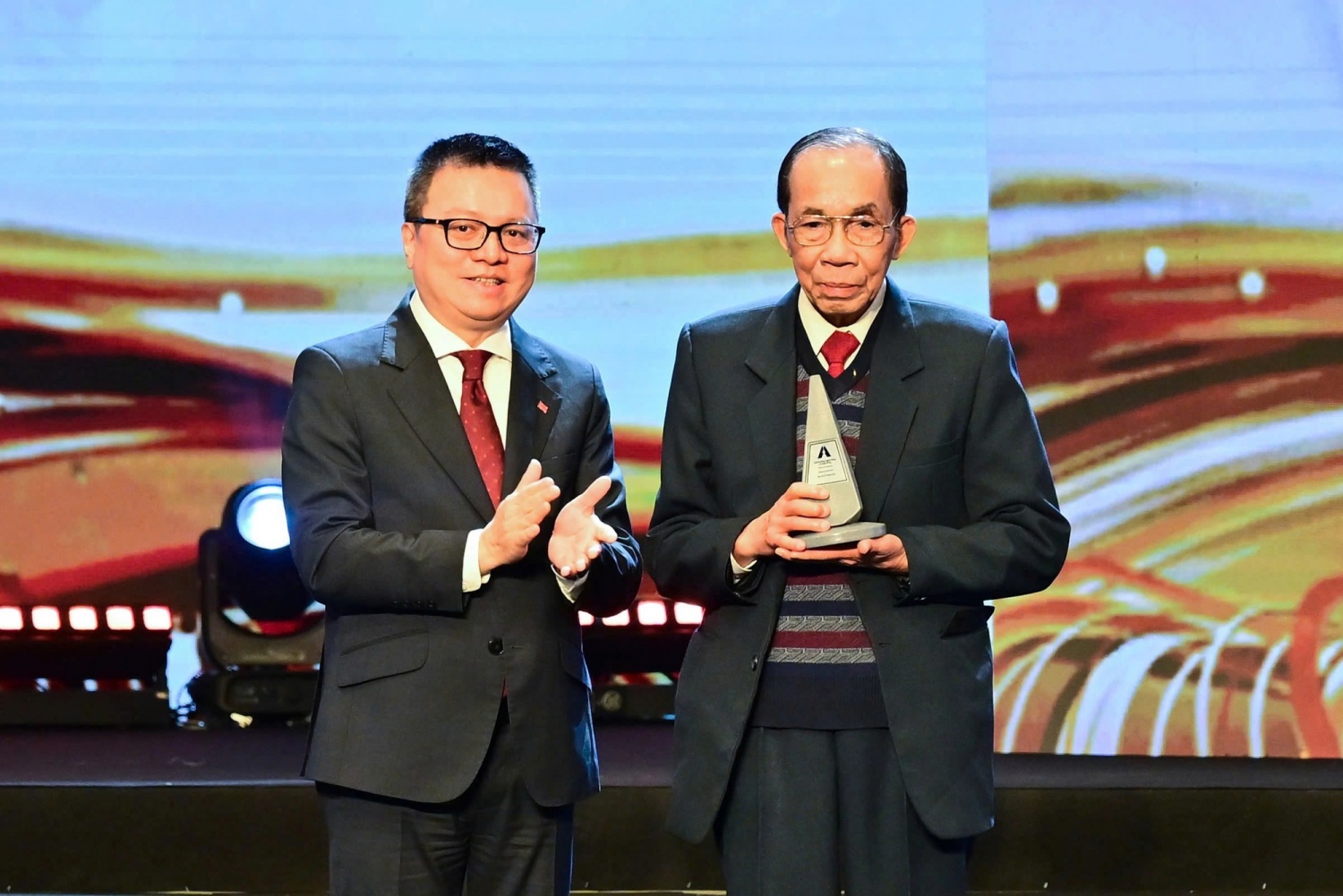 Giải thưởng Human Act Prize 2025 truyền cảm hứng hành động vì cộng đồng Giải thưởng Human Act Prize 2025 truyền cảm hứng hành động vì cộng đồng