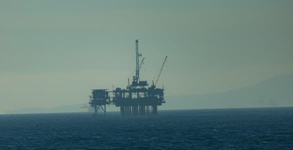 Giàn khoan Lukoil hứng đòn tấn công của UAV Ukraine