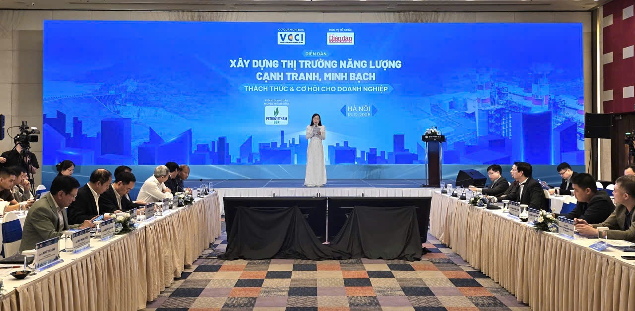 Từ “đủ điện” đến hệ sinh thái an ninh năng lượng Từ “đủ điện” đến hệ sinh thái an ninh năng lượng