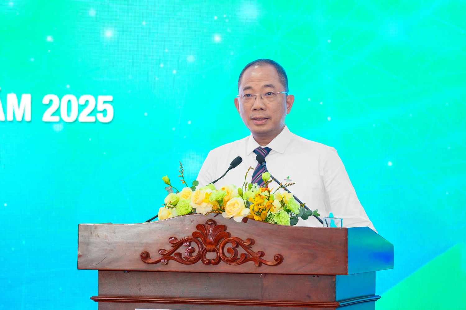 Đ/c Cao Hoài Dương – Bí thư Đảng ủy, Chủ tịch HĐQT PVOIL phát biểu tại Hội nghị Đ/c Cao Hoài Dương – Bí thư Đảng ủy, Chủ tịch HĐQT PVOIL phát biểu tại Hội nghị