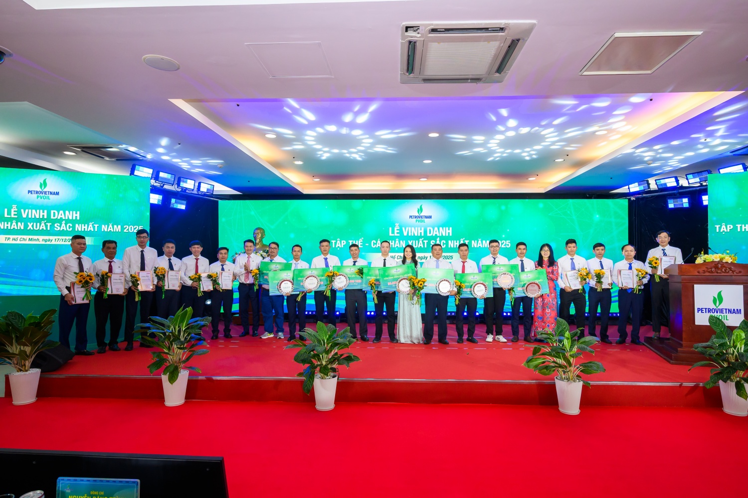 PVOIL Award 2025: Tôn vinh để tạo động lực và truyền cảm hứng PVOIL Award 2025: Tôn vinh để tạo động lực và truyền cảm hứng