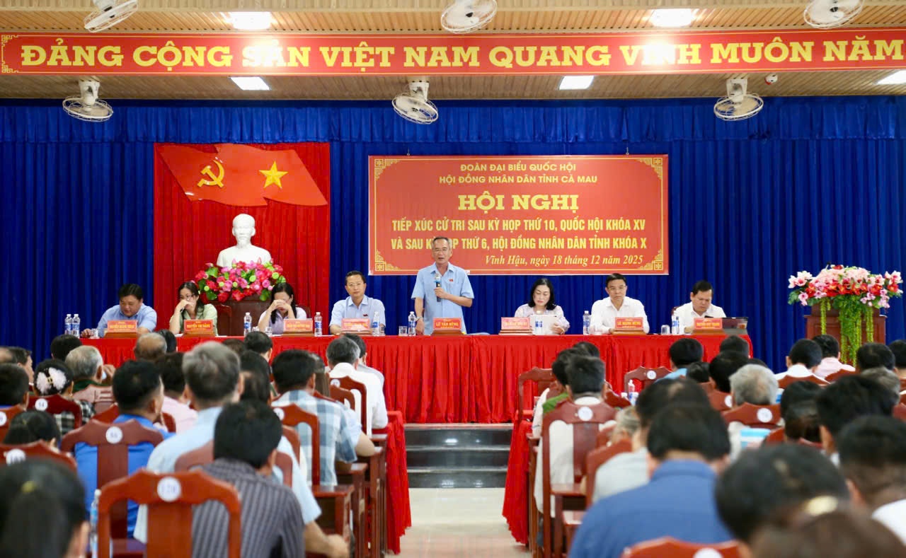 Đại biểu Quốc hội Lê Mạnh Hùng tham gia tiếp xúc cử tri tại Cà Mau sau Kỳ họp thứ 10, Quốc hội khóa XV Đại biểu Quốc hội Lê Mạnh Hùng tham gia tiếp xúc cử tri tại Cà Mau sau Kỳ họp thứ 10, Quốc hội khóa XV