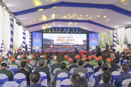 Hình thành trục giao thông chiến lược, tạo động lực phát triển mới